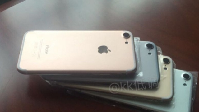 iPhone 7 ultime novit&agrave; ad oggi 15 luglio 2016: arriver&agrave; in 4 colori?