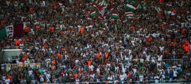 Torcida promete comparecer em massa no Édson Passos para ver Fluminense e Cruzeiro (Foto: Arquivo) Torcida promete comparecer em massa no Édson Passos para ver Fluminense e Cruzeiro (Foto: Arquivo)