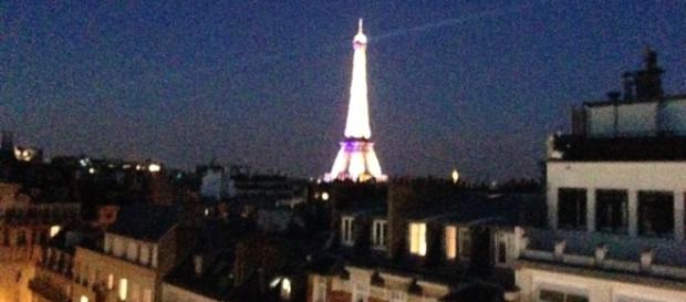14 Juillet 2016 - 22h00 - La Dame de Fer patiente © Frédérique Derai 14 Juillet 2016 - 22h00 - La Dame de Fer patiente © Frédérique Derai