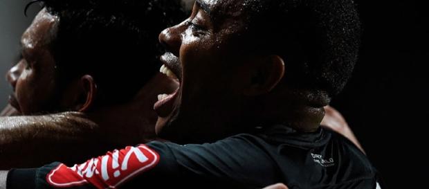 O Rei das Pedaladas, marca para o Atlético pelo Brasileiro. O Rei das Pedaladas, marca para o Atlético pelo Brasileiro.
