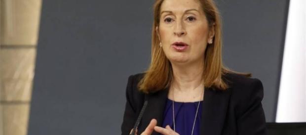 Rajoy propone a Ana Pastor para presidir el Congreso Rajoy propone a Ana Pastor para presidir el Congreso