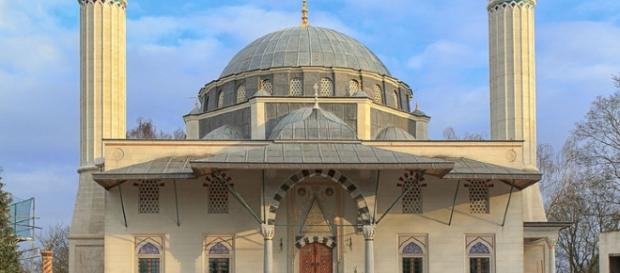 una delle tante moschee edificate dalle comunità islamiche nella capitale tedesca una delle tante moschee edificate dalle comunità islamiche nella capitale tedesca