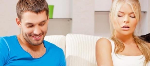 Ciúmes demais apimenta ou atrapalha uma relação? Ciúmes demais apimenta ou atrapalha uma relação?