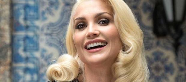 Sandra ficará preocupada ao ver o que aconteceu Sandra ficará preocupada ao ver o que aconteceu