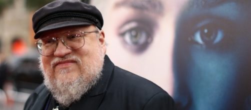 Emmy 2016, George R.R. Martin: "Outlander è stato derubato ... - movieplayer.it