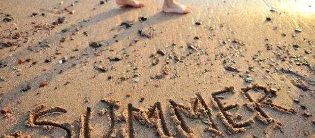 How Should You Spend Your Summer Holidays? – Be Real, Be On It. Be ... - beboxmusic.com How Should You Spend Your Summer Holidays? – Be Real, Be On It. Be ... - beboxmusic.com