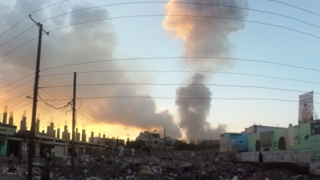 Strage di civili in Siria dopo raid aereo.