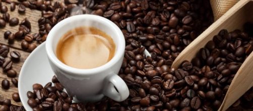 Milioni di persone bevono caffè ogni giorno in tutto il mondo