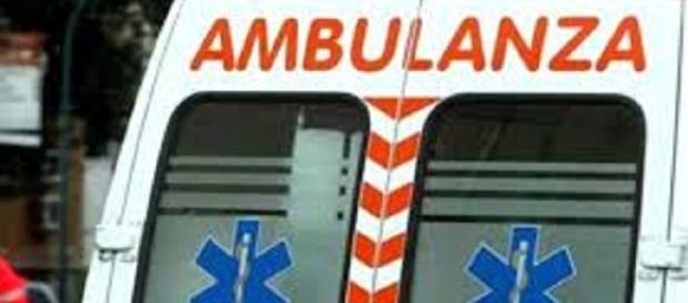 Cosenza, incidente sull'A3, donna in stato confusionale Cosenza, incidente sull'A3, donna in stato confusionale