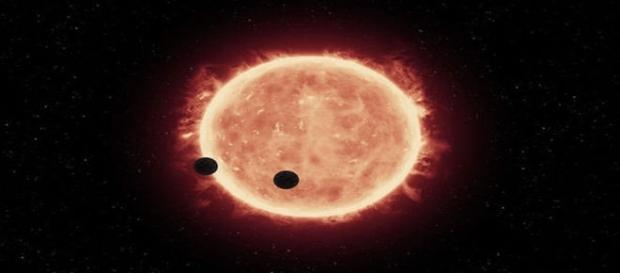 Ambos os astros são rochosos e têm atmosfera parecida com a nossa (NASA / ESA ) Ambos os astros são rochosos e têm atmosfera parecida com a nossa (NASA / ESA )