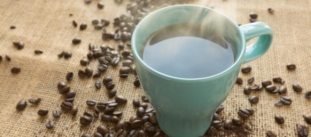 El café muy caliente "causa probable" de cáncer El café muy caliente "causa probable" de cáncer