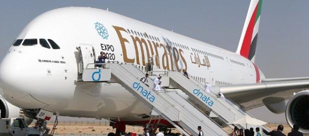 Emirates new Airbus A380 has a capacity of 615 passengers | Daily ... - dailymail.co.uk Emirates new Airbus A380 has a capacity of 615 passengers | Daily ... - dailymail.co.uk