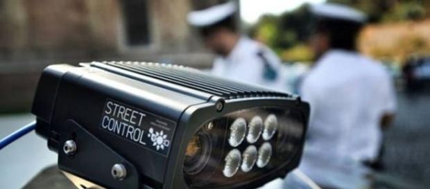 Salerno: multe in arrivo con il sistema 'Street control' Salerno: multe in arrivo con il sistema 'Street control'
