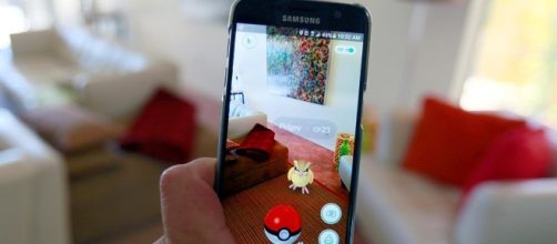 Pokemon Go: la caccia a creature irreali fa volare le azioni di ... - euronews.com