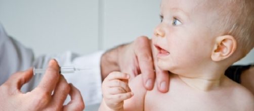 Un documento ufficiale della Fnomceo scoraggia i medici a prendere posizione contro i vaccini.