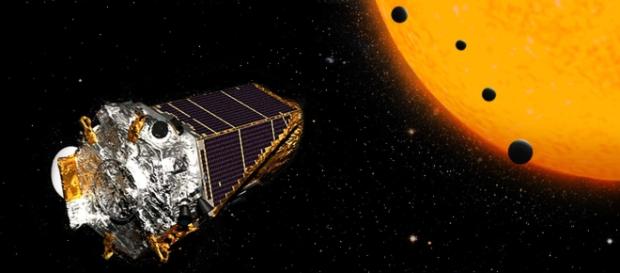 Concepção artística de K2-72 e seus planetas (Crédito NASA/JPL-Caltech) Concepção artística de K2-72 e seus planetas (Crédito NASA/JPL-Caltech)