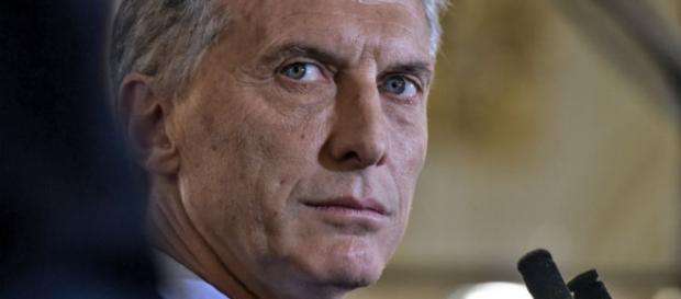 Critico con la gestión anterior a la que acusa de todo lo malo de ahora Critico con la gestión anterior a la que acusa de todo lo malo de ahora