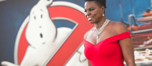 Leslie Jones busts Twitter haters, gets love in return - CNN.com - cnn.com Leslie Jones busts Twitter haters, gets love in return - CNN.com - cnn.com