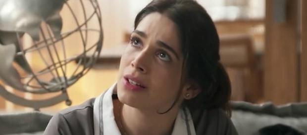 Shirlei passa mal ao trabalhar mais do que deveria Shirlei passa mal ao trabalhar mais do que deveria