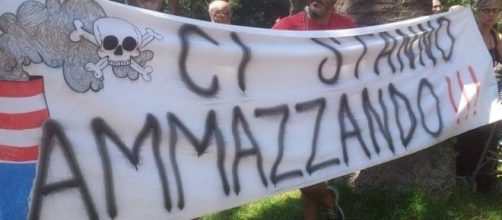 Striscione di protesta dei tarantini