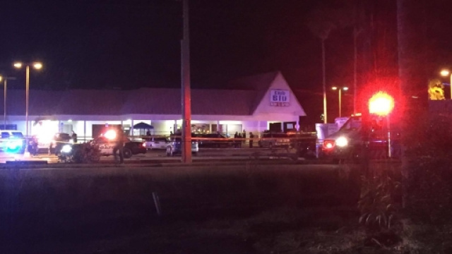 Sparatoria in Florida: panico davanti a una discoteca di Fort Myers