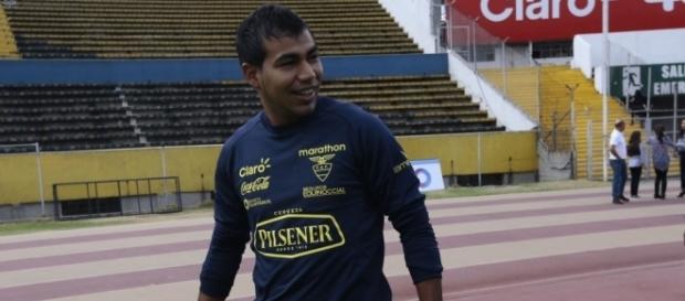 Destaque do Independente Dell Valle, Junior Sornoza deve reforçar o Fluminense em 2017 (Foto: Divulgação) Destaque do Independente Dell Valle, Junior Sornoza deve reforçar o Fluminense em 2017 (Foto: Divulgação)
