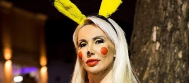Sabrina Boing Boing se fantasiou de Pikachu Sabrina Boing Boing se fantasiou de Pikachu