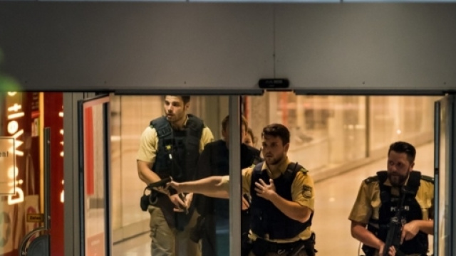 Forze di polizia in azione a Monaco di Baviera