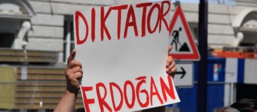 Situazione allarmante in Turchia: nel post-golpe si riportano gravi casi di tortura e stupri nei centri di detenzione (Rasande Tyskar/Flickr).