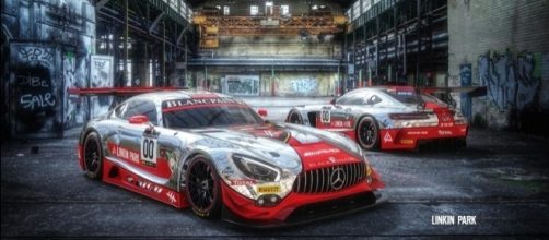 La livrea della Mercedes-AMG GT3 dell'AMG-Team Black Falcon disegnata dalla rock band californiana Linkin Park