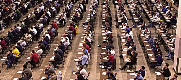 Concorso Pubblico e Offerte di Lavoro Avvocati, Assistenti Sociali, OSS: luglio-agosto 2016 Concorso Pubblico e Offerte di Lavoro Avvocati, Assistenti Sociali, OSS: luglio-agosto 2016