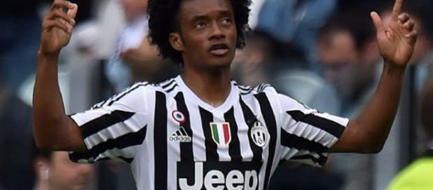 El golazo de Cuadrado en la goleada de la Juventus | Pasión Fútbol.com - pasionfutbol.com El golazo de Cuadrado en la goleada de la Juventus | Pasión Fútbol.com - pasionfutbol.com