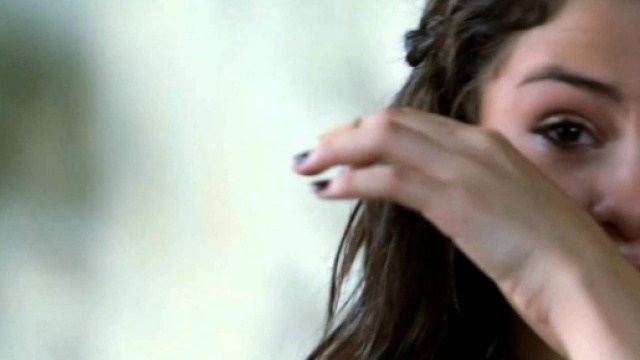 Selena Gomez: In lacrime si confessa a tutti i suoi fan