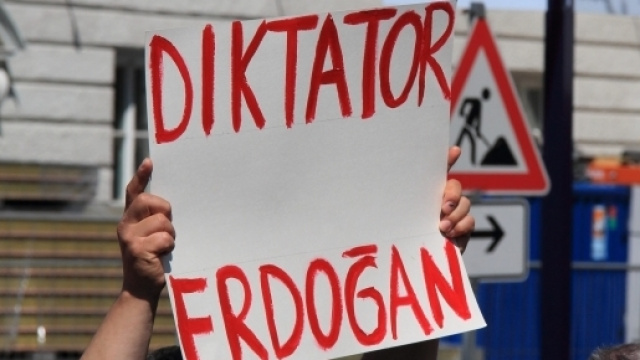 Situazione allarmante in Turchia: nel post-golpe si riportano gravi casi di tortura e stupri nei centri di detenzione (Rasande Tyskar/Flickr).