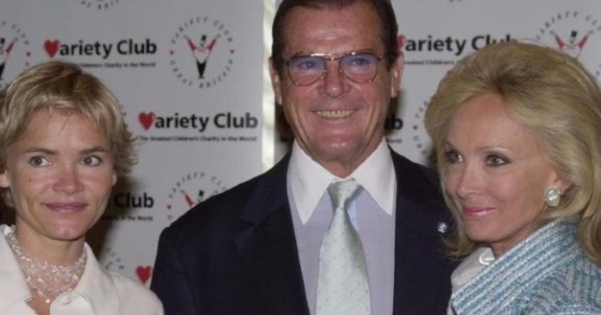 Roger Moore Figlia Uccisa Da Un Tumore Al Seno