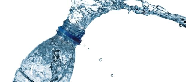 Si el agua no vence, ¿por qué las botellas tienen fecha de ... - soy502.com Si el agua no vence, ¿por qué las botellas tienen fecha de ... - soy502.com