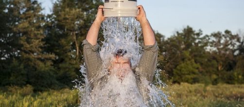 Ice Bucket Challenge, un'iniziativa di successo nella raccolta di fondi contro la SLA - Credits: Anthony Quintano (CC BY 2.0), via Flickr