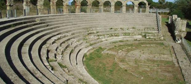 Dal 16Luglio al 9 Agosto 2016 | VITERBO - Teatro romano di ... - eventidellatuscia.it Dal 16Luglio al 9 Agosto 2016 | VITERBO - Teatro romano di ... - eventidellatuscia.it