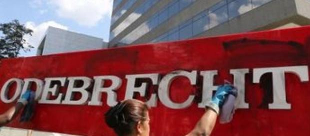 Odebrecht ganha o direito de participar de novas licitações Odebrecht ganha o direito de participar de novas licitações