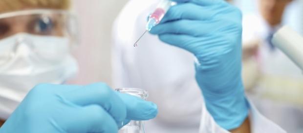 Vacina contra a dengue é aprovada por comissão Vacina contra a dengue é aprovada por comissão