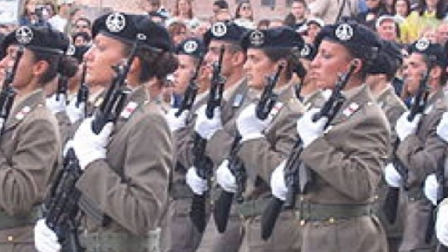 Concorsi nelle forze armate: 83 posti.