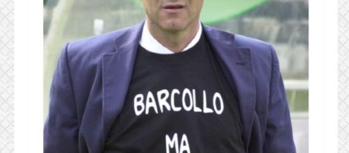 Il tecnico Silvano Fiorucci con il proprio motto sulla maglia