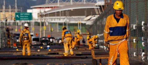 A 3 semanas dos Jogos, Rio ainda está em obras (Foto: Exame) A 3 semanas dos Jogos, Rio ainda está em obras (Foto: Exame)