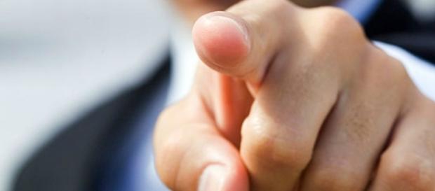 A Bíblia afirma que julgar é lícito A Bíblia afirma que julgar é lícito