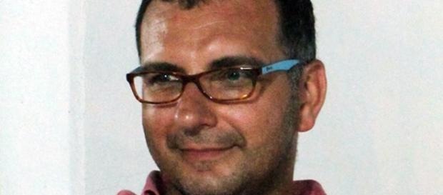 Michele Gianni chiede sulla raccolta dei rifiuti la Carta dei servizi Michele Gianni chiede sulla raccolta dei rifiuti la Carta dei servizi