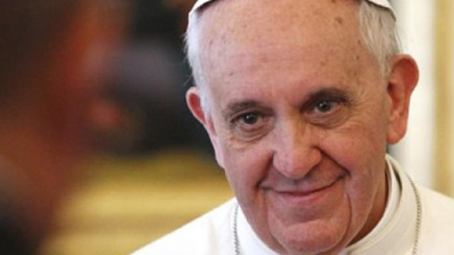 Papa Francesco ricorda con parole commosse padre Hamel.