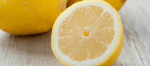 Lemon’s advantages for your health - selfcarer.com/health-benefits-of-lemon/