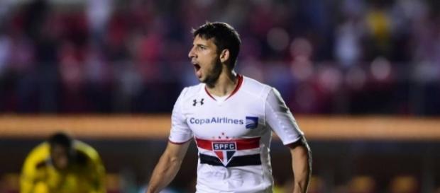 Calleri já deixa saudades no torcedor do São Paulo Calleri já deixa saudades no torcedor do São Paulo