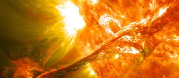 Strong Solar Flare From Sun's Heart-Shaped Sunspot Temporarily ... - techtimes.com Strong Solar Flare From Sun's Heart-Shaped Sunspot Temporarily ... - techtimes.com