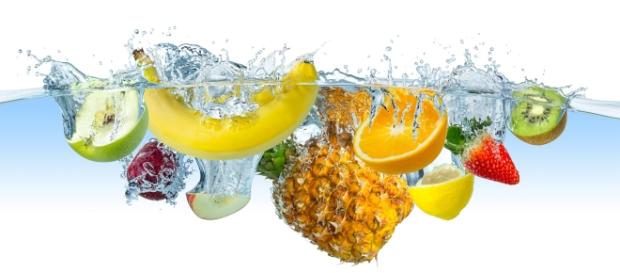 La fruta y la verdura siempre hay que pasarla por agua para eliminar gérmenes La fruta y la verdura siempre hay que pasarla por agua para eliminar gérmenes